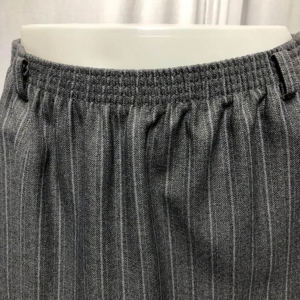 Alfred Dunner Skirt Womens Size 14 Petite Gray Pinstripe Pockets A Line Office